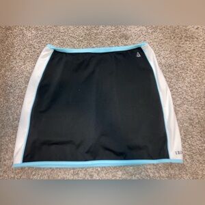 Izod Black and White Skort with Blue Trim